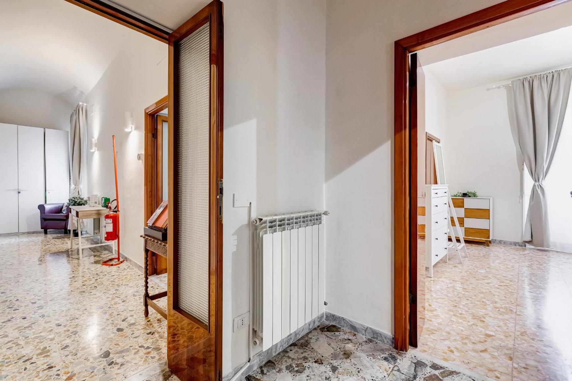 Vivilo Collection - San Vito View Apartment - 3 Bdr 2 Baths 罗马 外观 照片