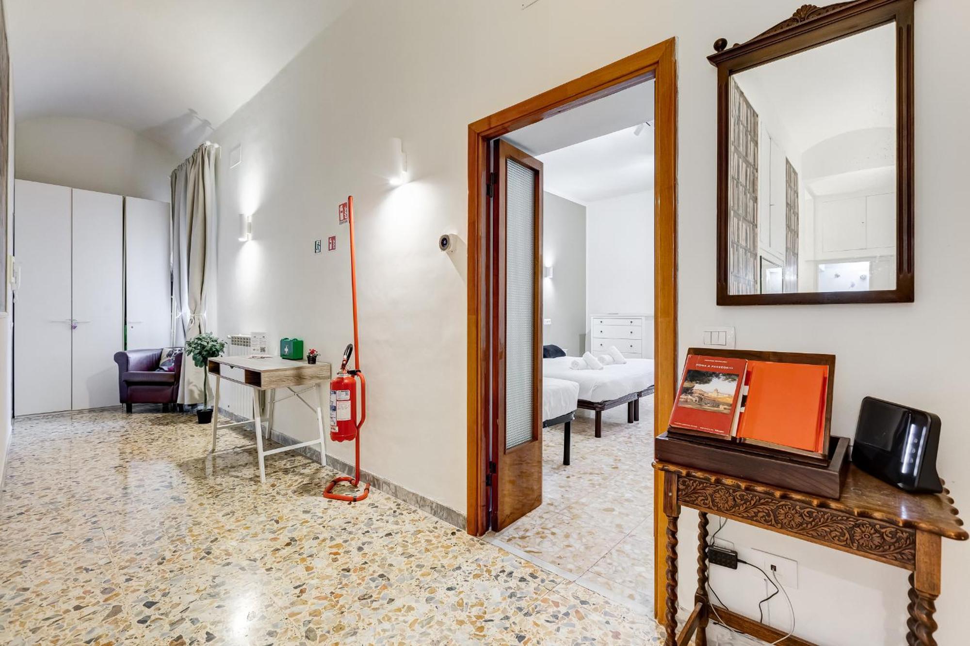 Vivilo Collection - San Vito View Apartment - 3 Bdr 2 Baths 罗马 外观 照片
