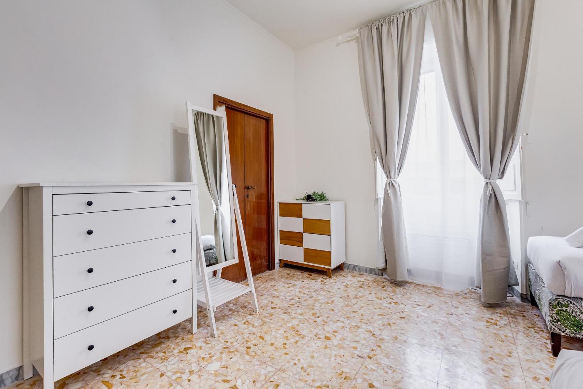 Vivilo Collection - San Vito View Apartment - 3 Bdr 2 Baths 罗马 外观 照片