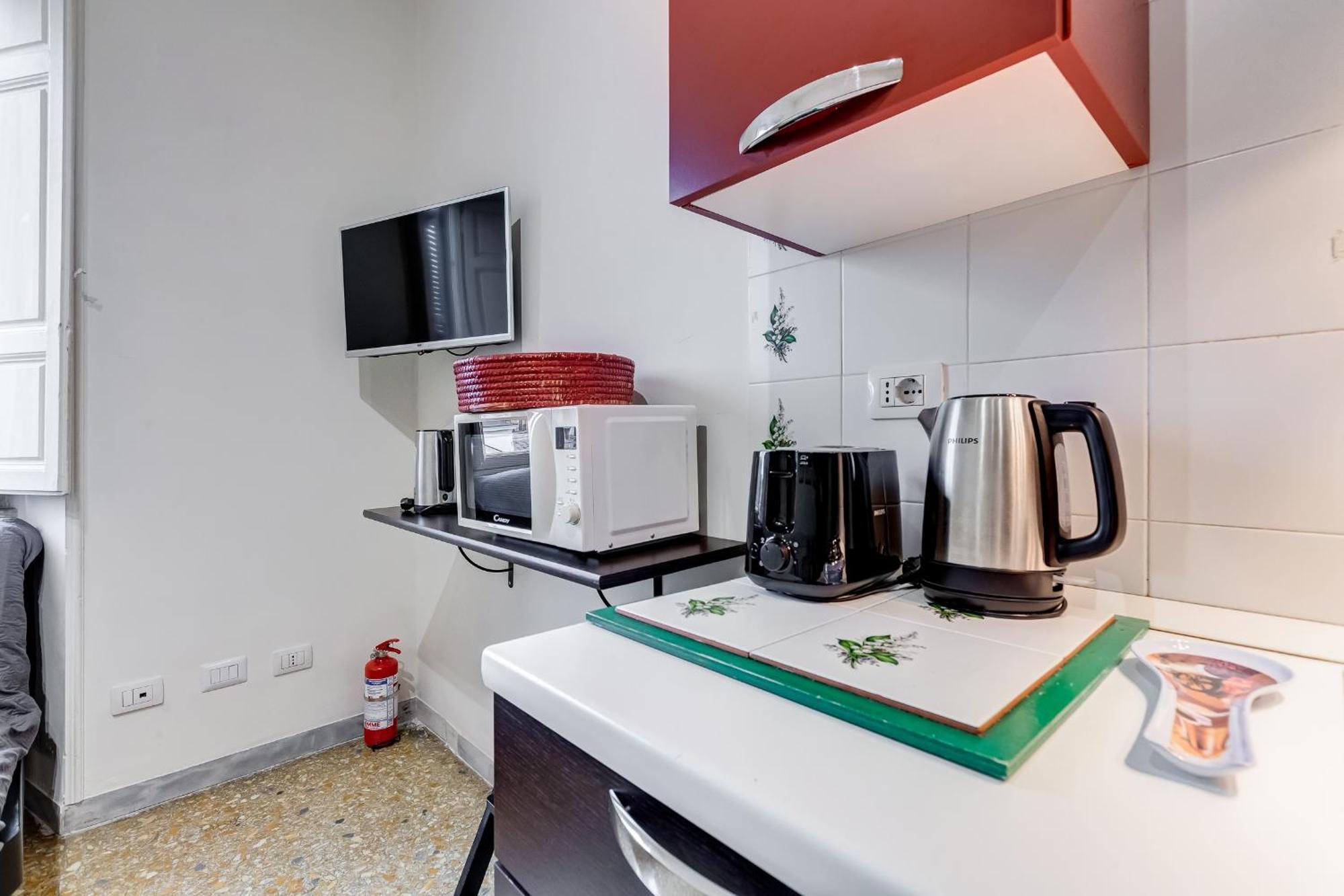 Vivilo Collection - San Vito View Apartment - 3 Bdr 2 Baths 罗马 外观 照片